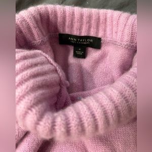Cashmere Ann Taylor pink turtleneck
